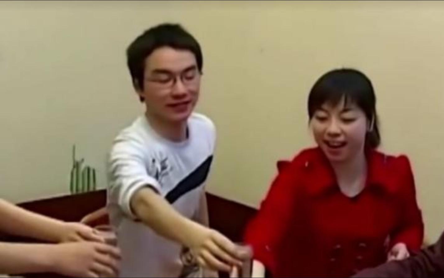 2007年，湖南女孩号称千杯不醉，喝酒如喝水，医生检查发现端倪