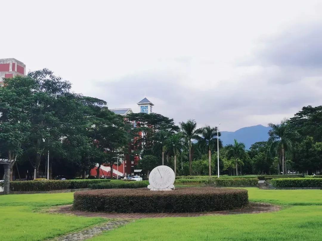 大学填报志愿最好的七个专业,未来5年志愿填报最好的专业