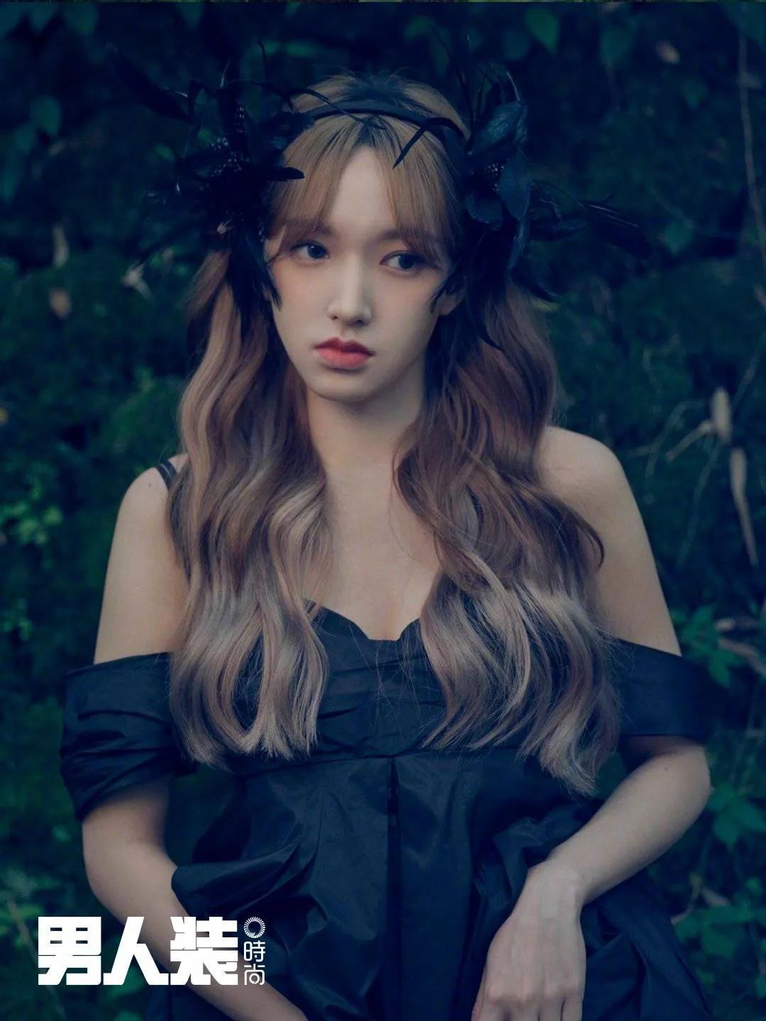 程潇黑色西服男人装,《男人装》程潇