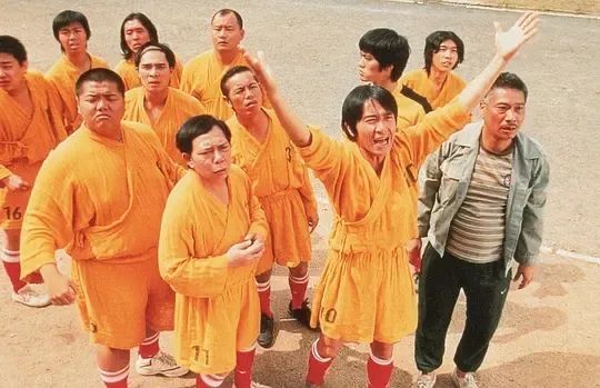 为什么周星驰能横扫金像奖,周星驰打倒不倒翁是哪一部电影