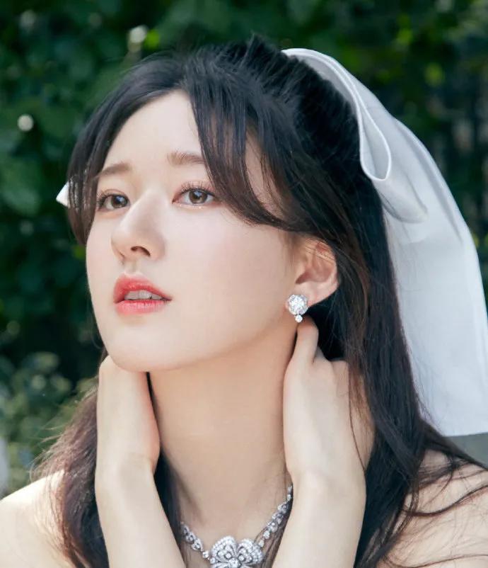 精华液一般多久用一次,精华液几天用一次