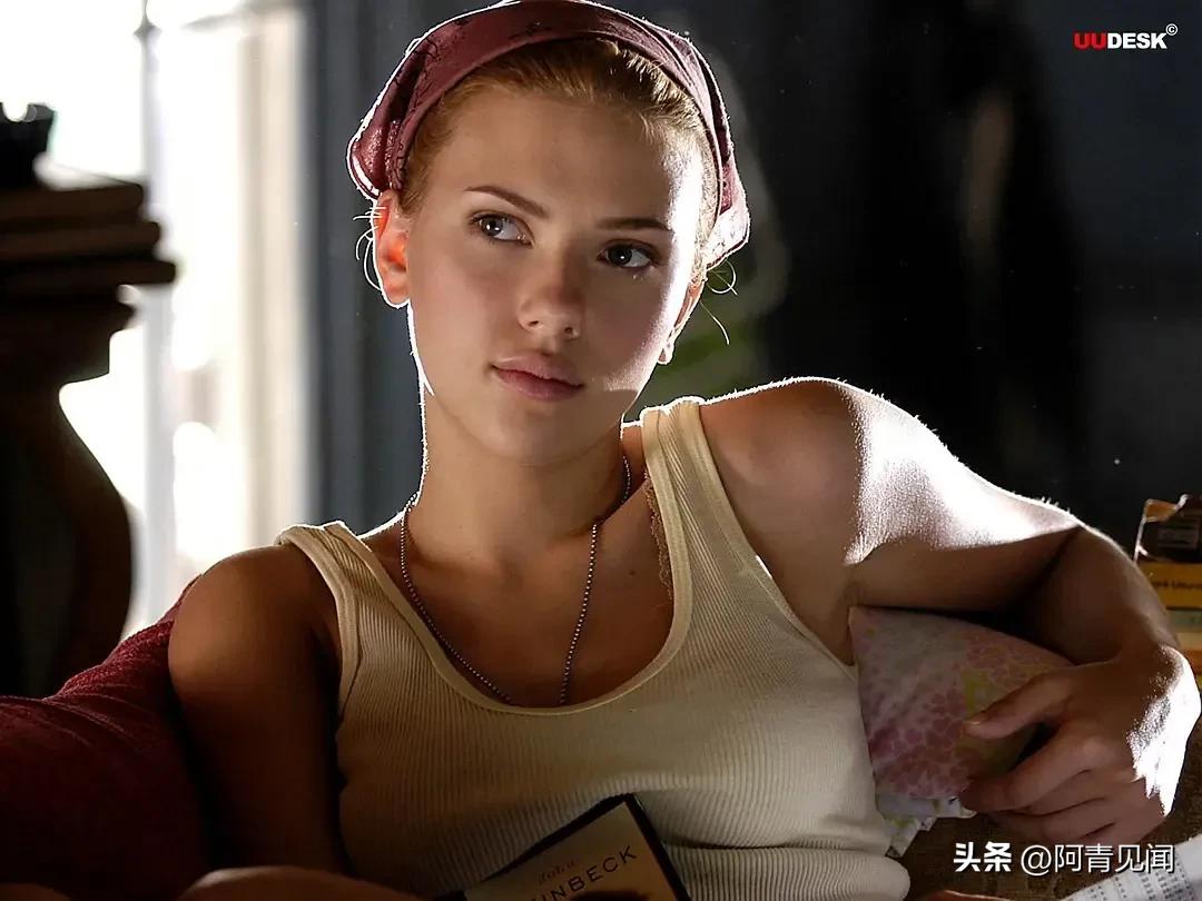 黑寡妇斯嘉丽约翰逊动图,黑寡妇斯嘉丽约翰逊主演的影片