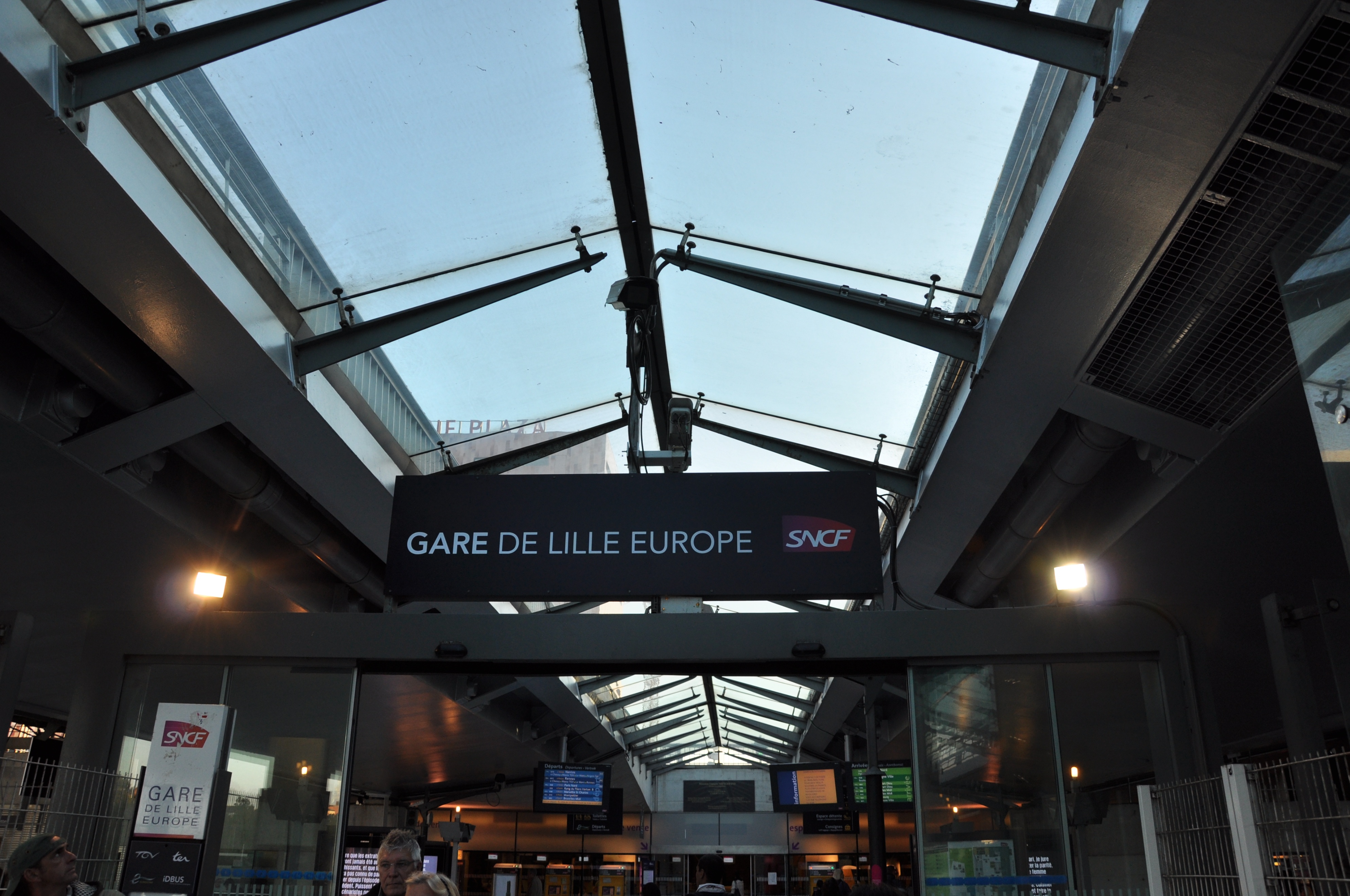 里尔卢浮宫,戴高乐里尔