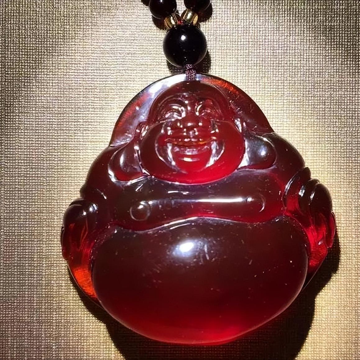 琥珀世界上最大的,世界上最著名的琥珀在哪里