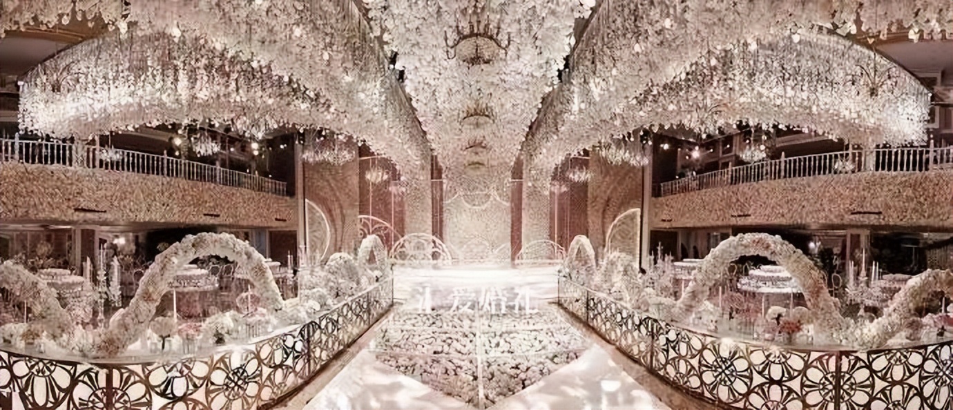 每一场婚礼都让人觉得热泪盈眶,每一场婚礼都是独一无二