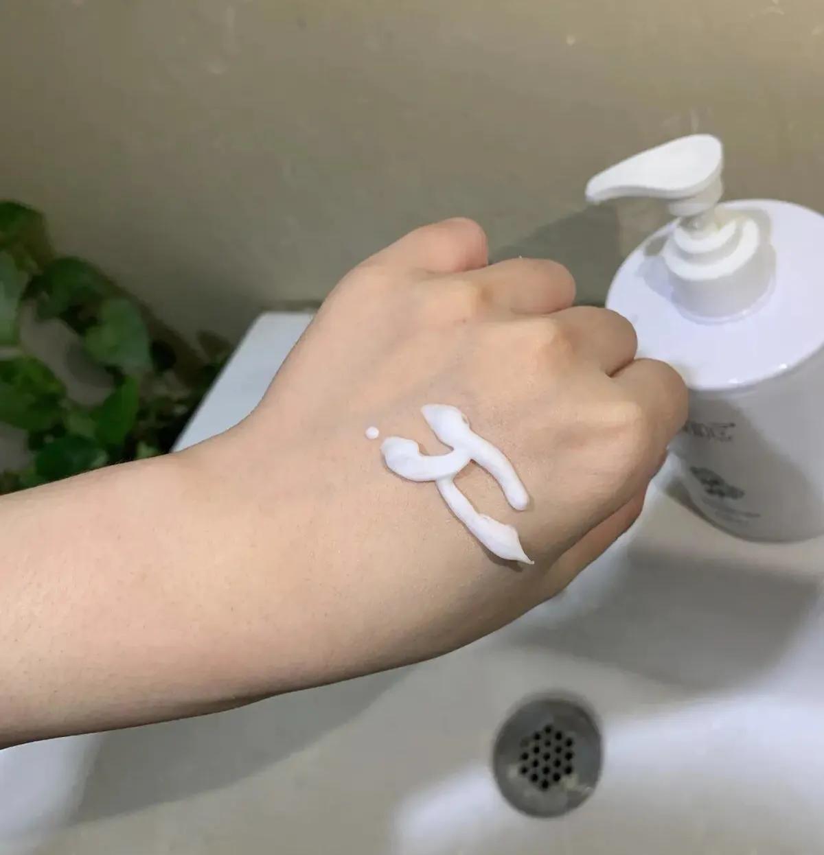 最好用的温和的氨基酸洗面奶,清洁力好又美白的氨基酸洗面奶