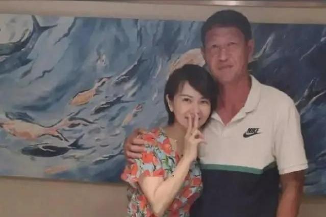 甘萍老公黎兵个人资料,甘萍与黎兵是夫妻吗