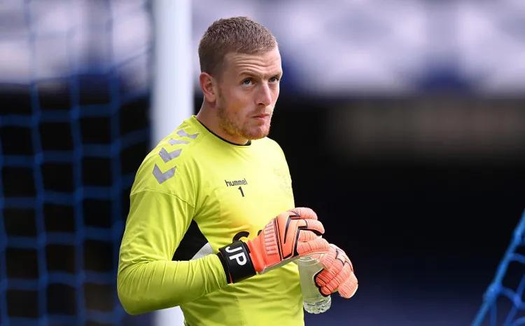 欧洲足坛最新转会消息,欧洲足坛今天转会视频