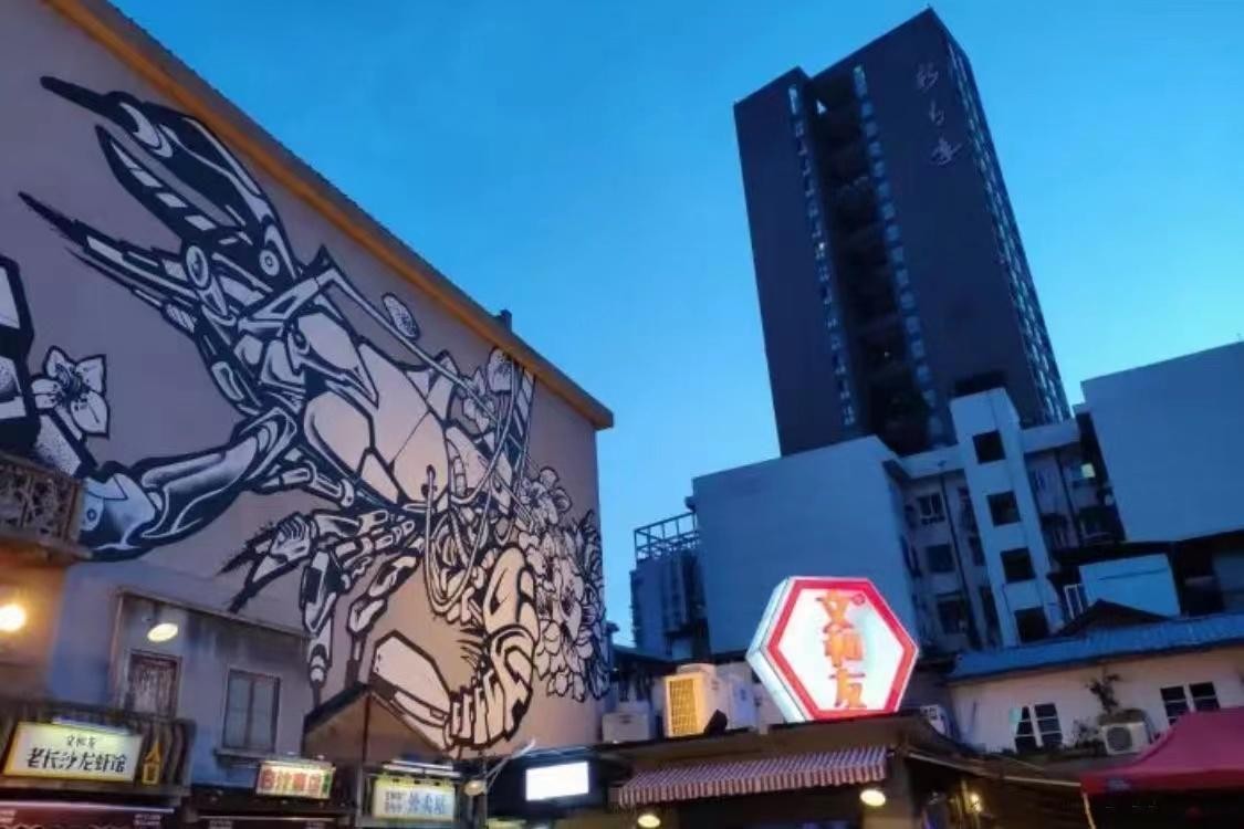 目前最好吃的小龙虾哪里出来,大家觉得小龙虾哪个地方的最正宗