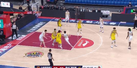 多米尼克琼斯场均得分37,多米尼克琼斯18分