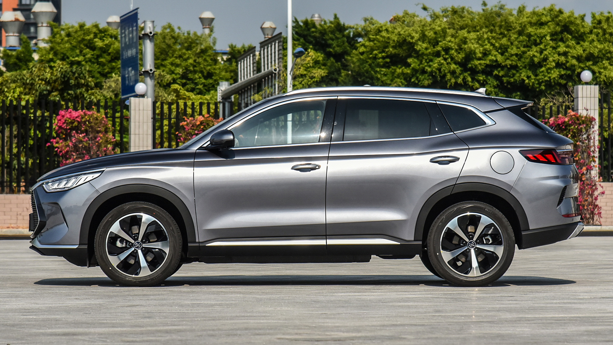 比亚迪与长城哪个好,比亚迪dmi和长城混动哪个好