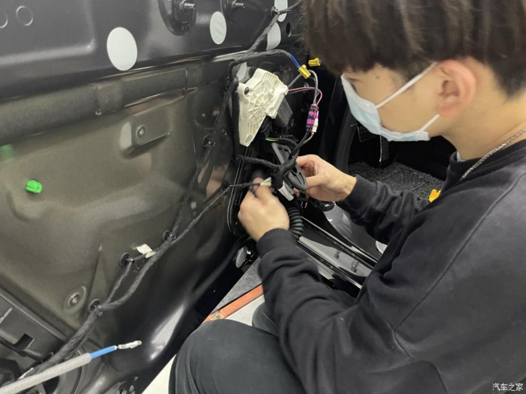 奔驰c43amgcoupe内饰改装,奔驰c43旅行版改装大包围