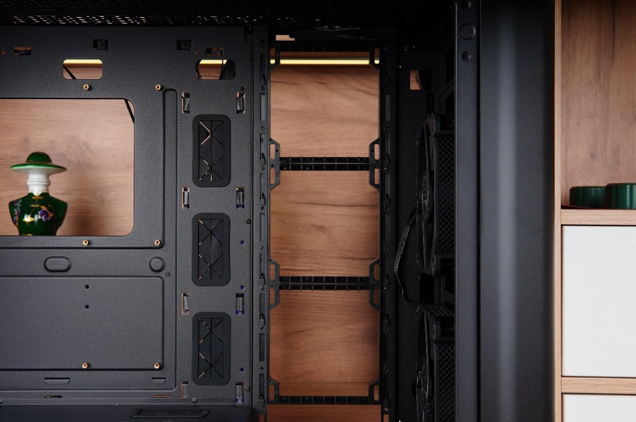 乔思伯d500多少钱,乔思伯机箱u4plus装几个硬盘