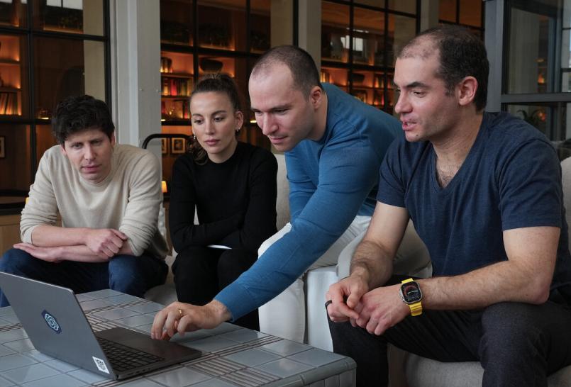 比尔盖茨ai改变生活5年,比尔盖茨抵达北京演讲人工智能