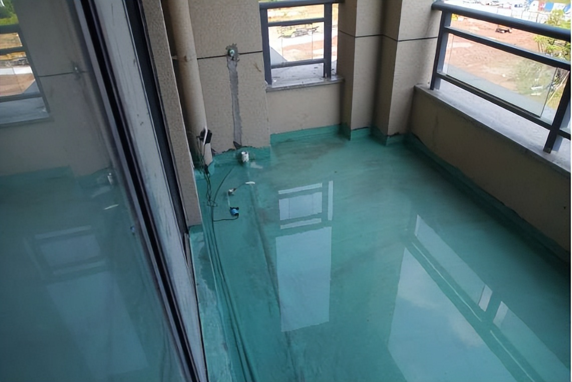 阳台推拉门漏水怎么解决,阳台封窗漏水怎么解决