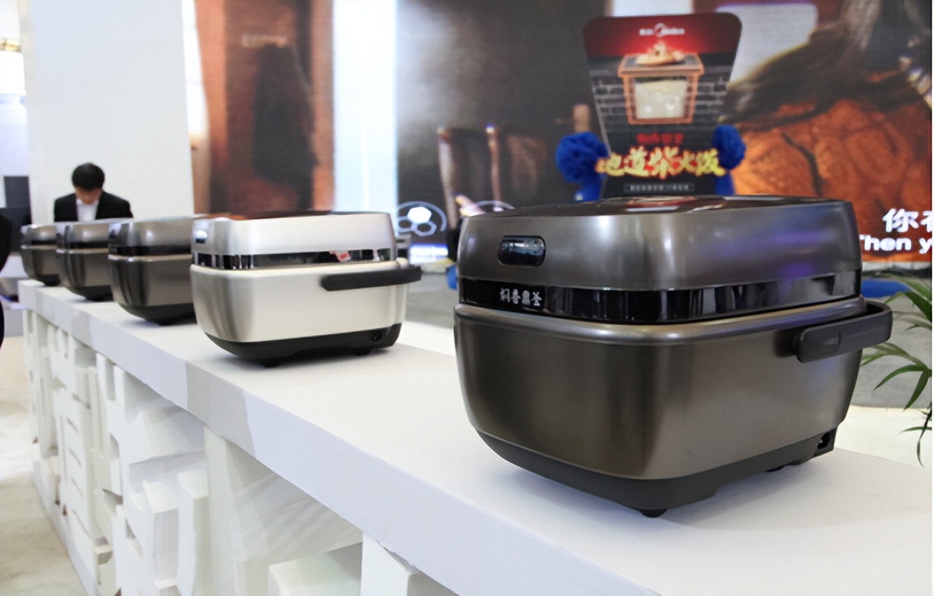 电饭煲贵的和便宜的什么区别,电饭煲贵的和便宜的有什么区别