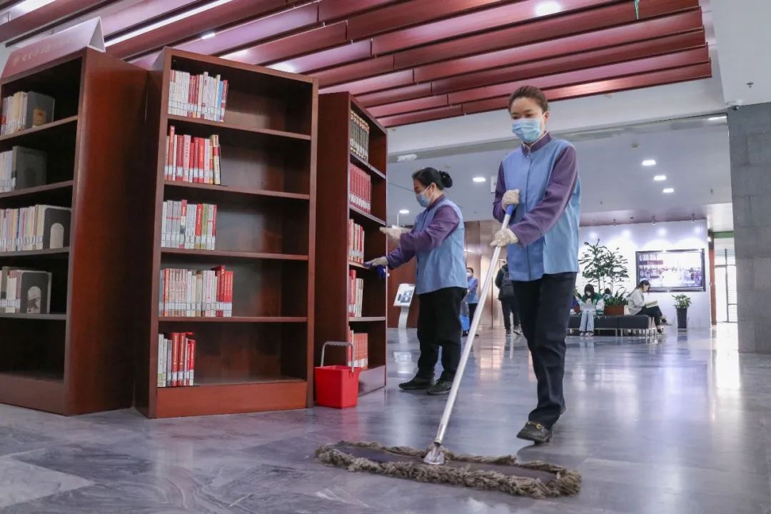 我们找到了人大最美的她！