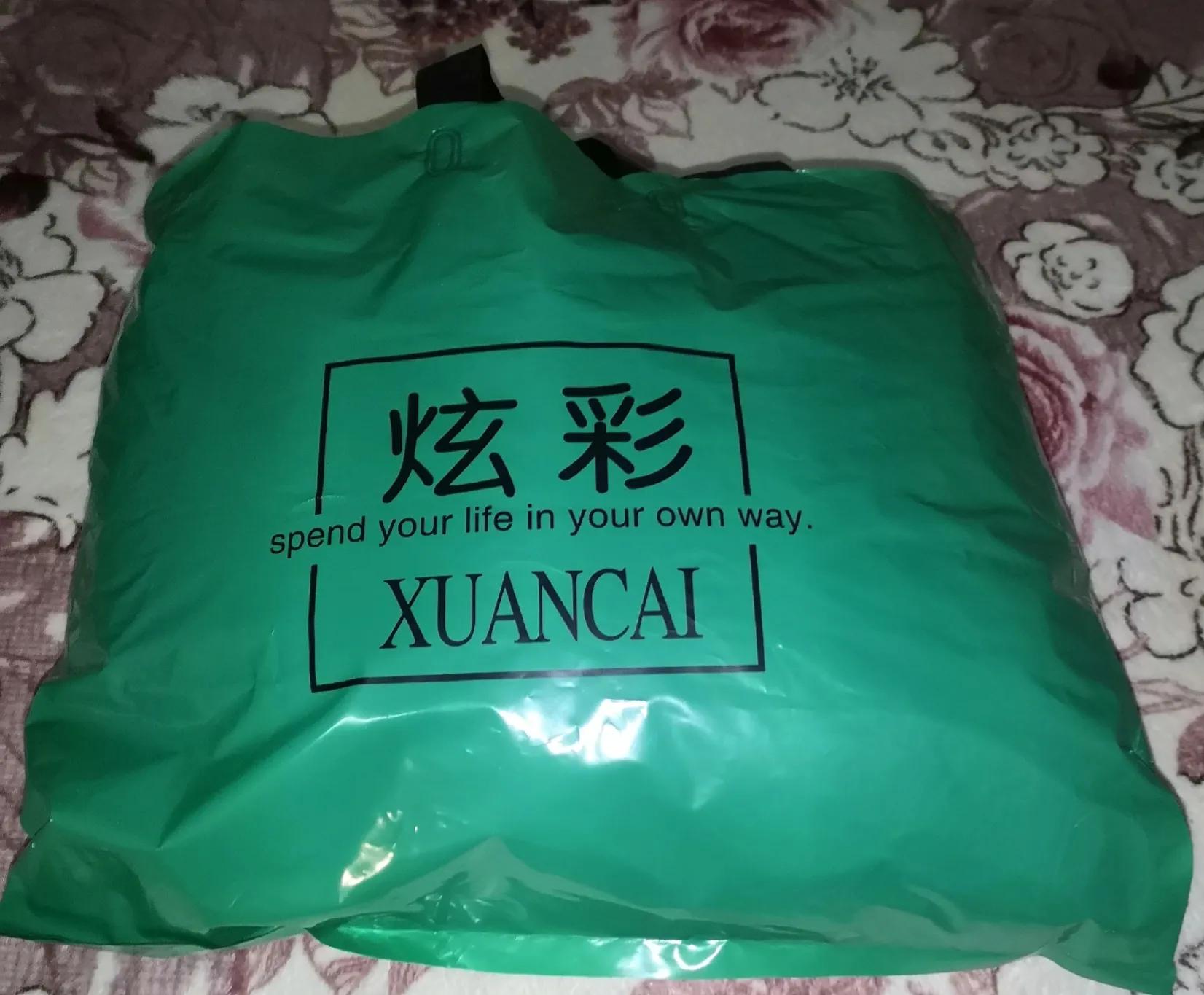 实体店买衣服不满意可以退吗,网上买的衣服不满意怎么退