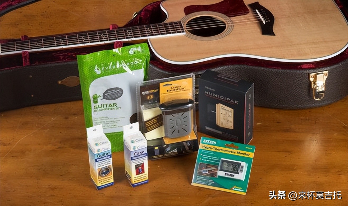 初学者吉他选购潮牌子,学吉他自己买吉他还是用送的吉他