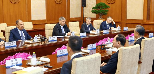 中俄朝连线，北京飞平壤专机揭秘