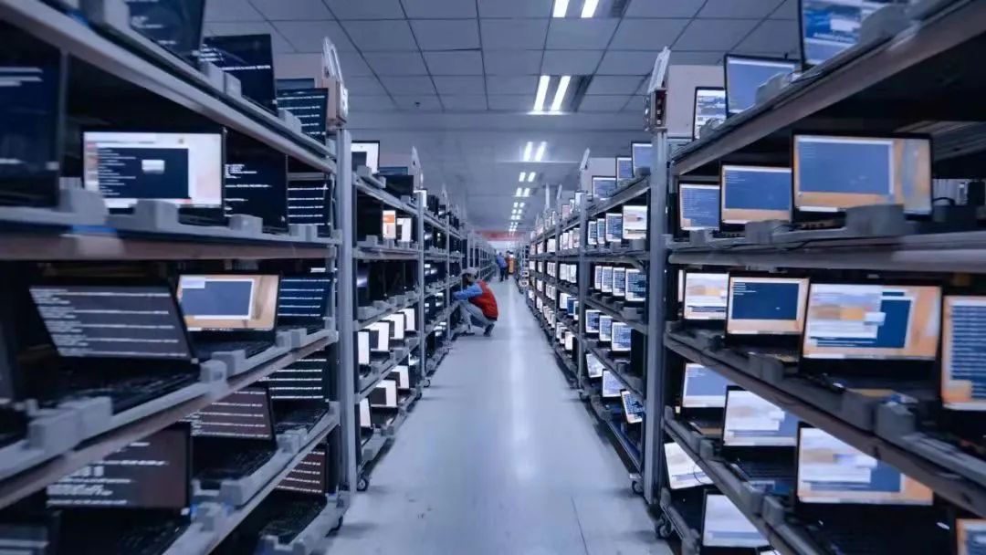 逆势大举揽才,新蓝筹联想这盘棋有多大?