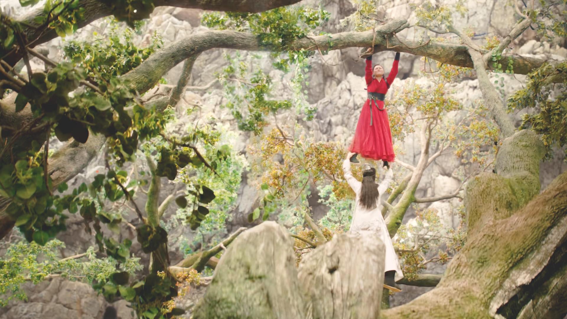 城主大人1：女子被迫穿男装当皇帝，成年后还被妃子追着要同房！