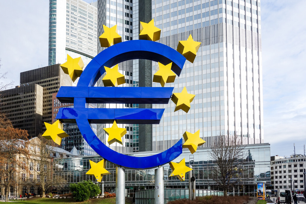 总统夫人吃不起牛肉，美元加息，收割全球财富给我们带来什么影响