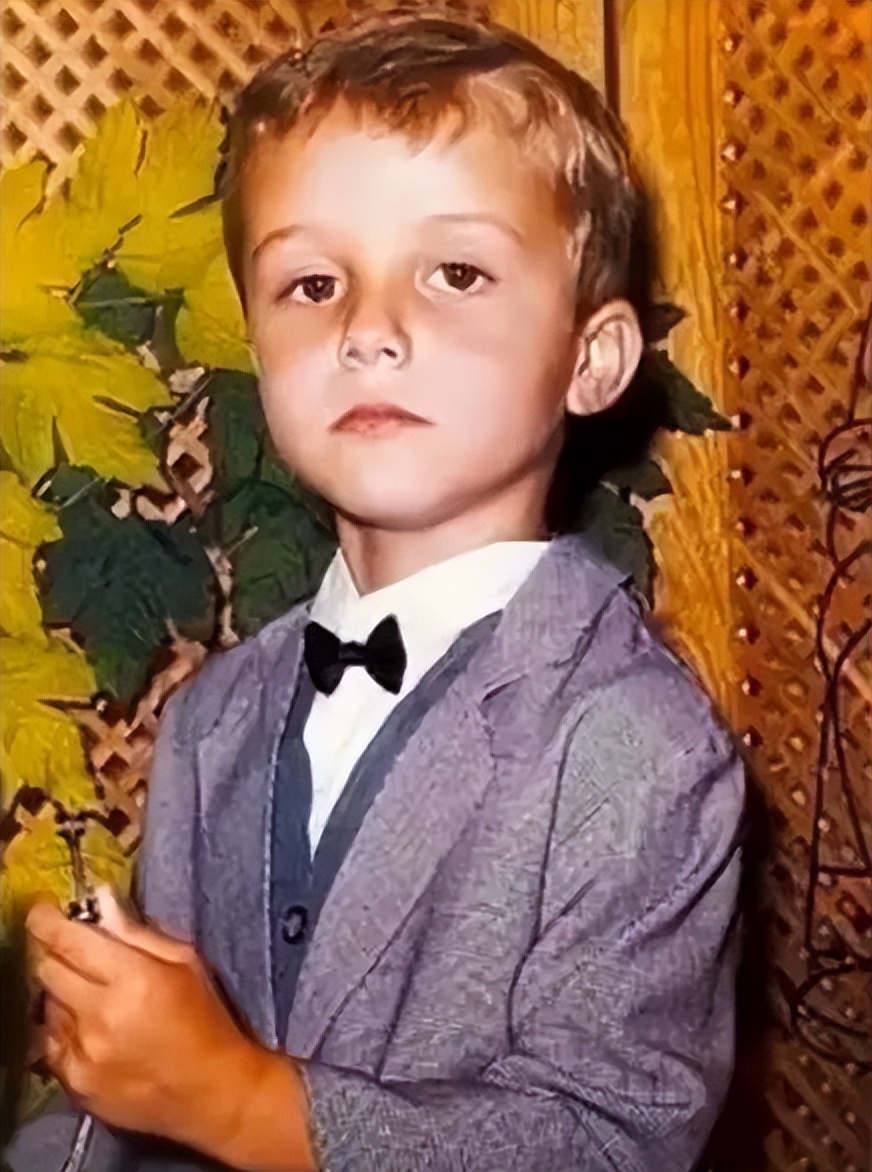 足坛球员童年照,足坛球星萌娃照