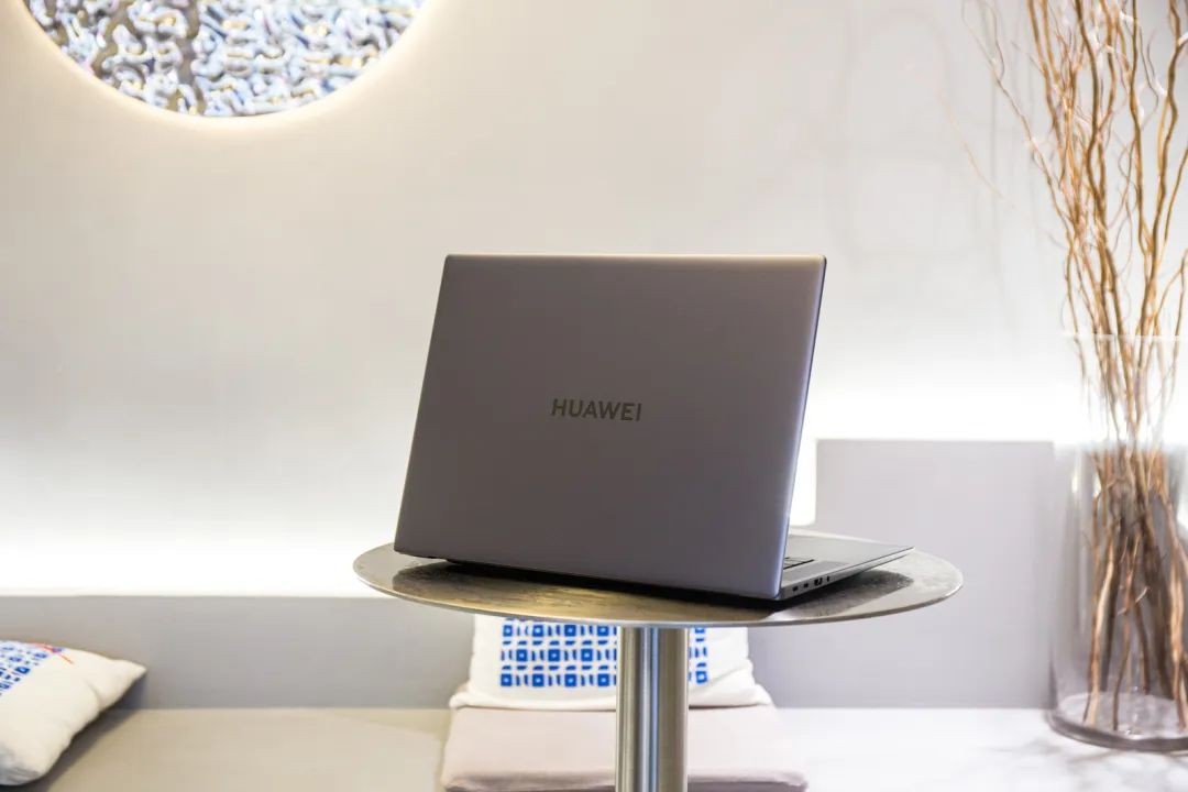 华为matebook14语言翻译,华为matebook16如何实现实时翻译