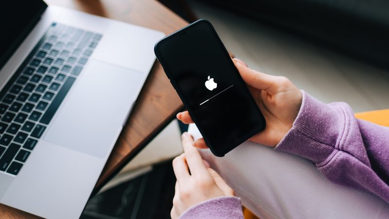 iphone更新到ios16.3.1会不会卡,iphone11更新ios16特别卡