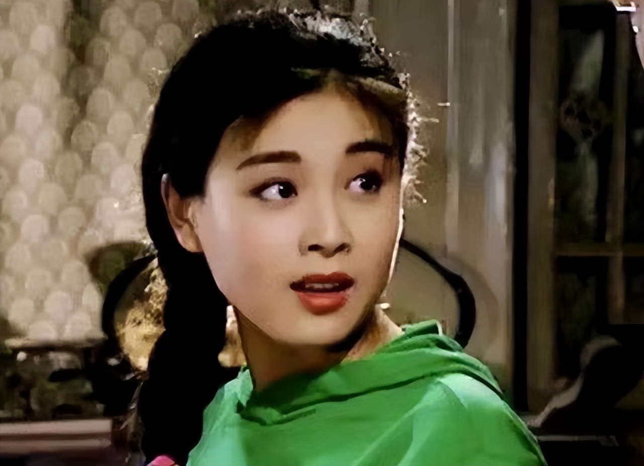 美到窒息的一眼万年,那些一眼万年的女明星角色