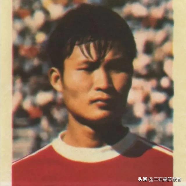 中国足坛十大传奇右边锋,足坛历史左右脚最佳阵容