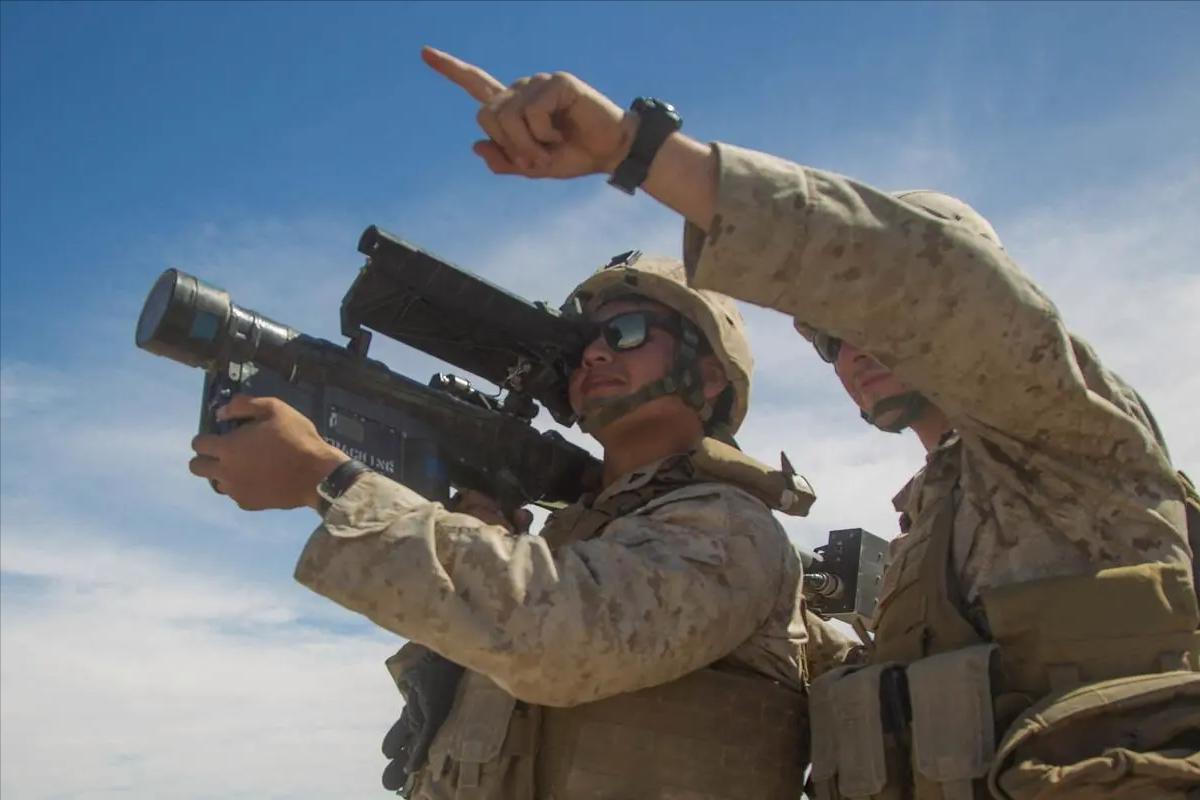 有两类俄乌假资讯，因为太假，所以可读性非常强，大家看到莫划走