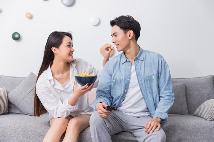 50岁男人终于明白，露水情缘只是一时贪欢，就怕清醒太晚