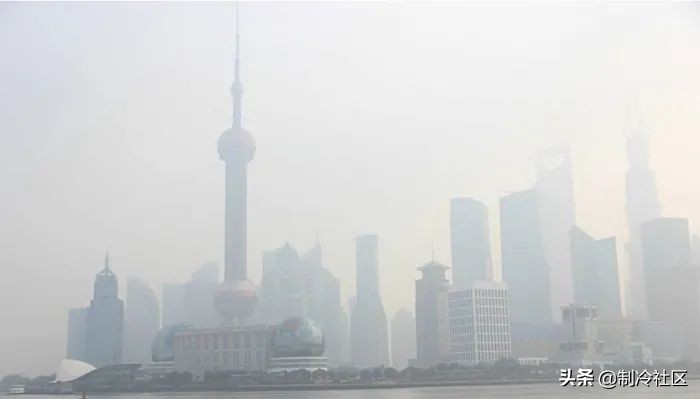 南方冬天湿度多少最适宜,南方空气湿度大要注意什么