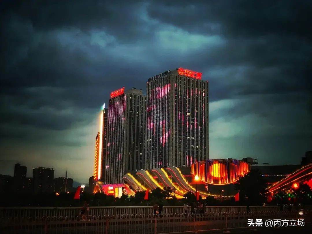 王健林，又杀回来了