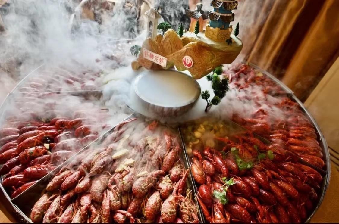 目前最好吃的小龙虾哪里出来,大家觉得小龙虾哪个地方的最正宗