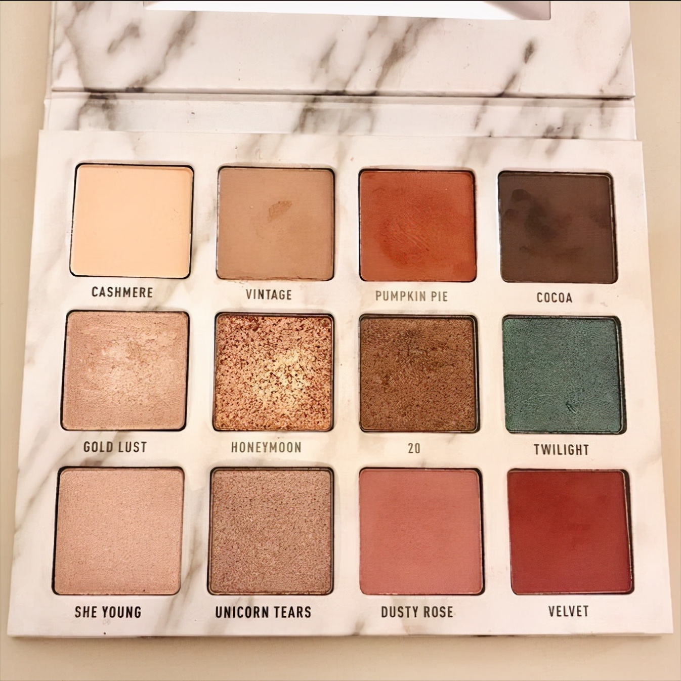 眼影盘大学生平价新手,程十安推荐平价眼影盘