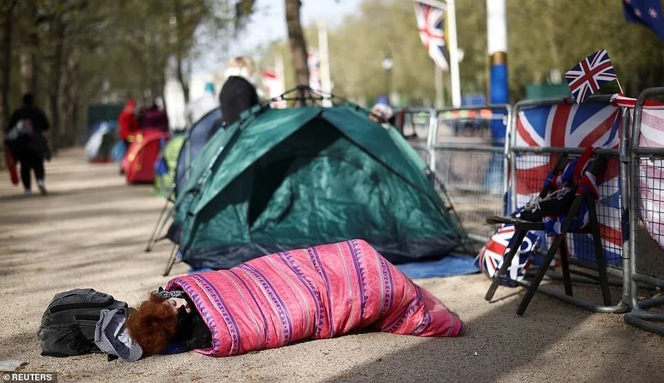 全球王室齐聚伦敦,各国王室出席英国王室加冕礼