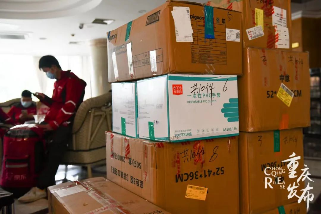 重庆快递小哥吐槽,上海快递小哥