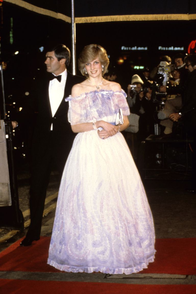 戴安娜王妃礼服大合集,戴安娜王妃最美的衣服
