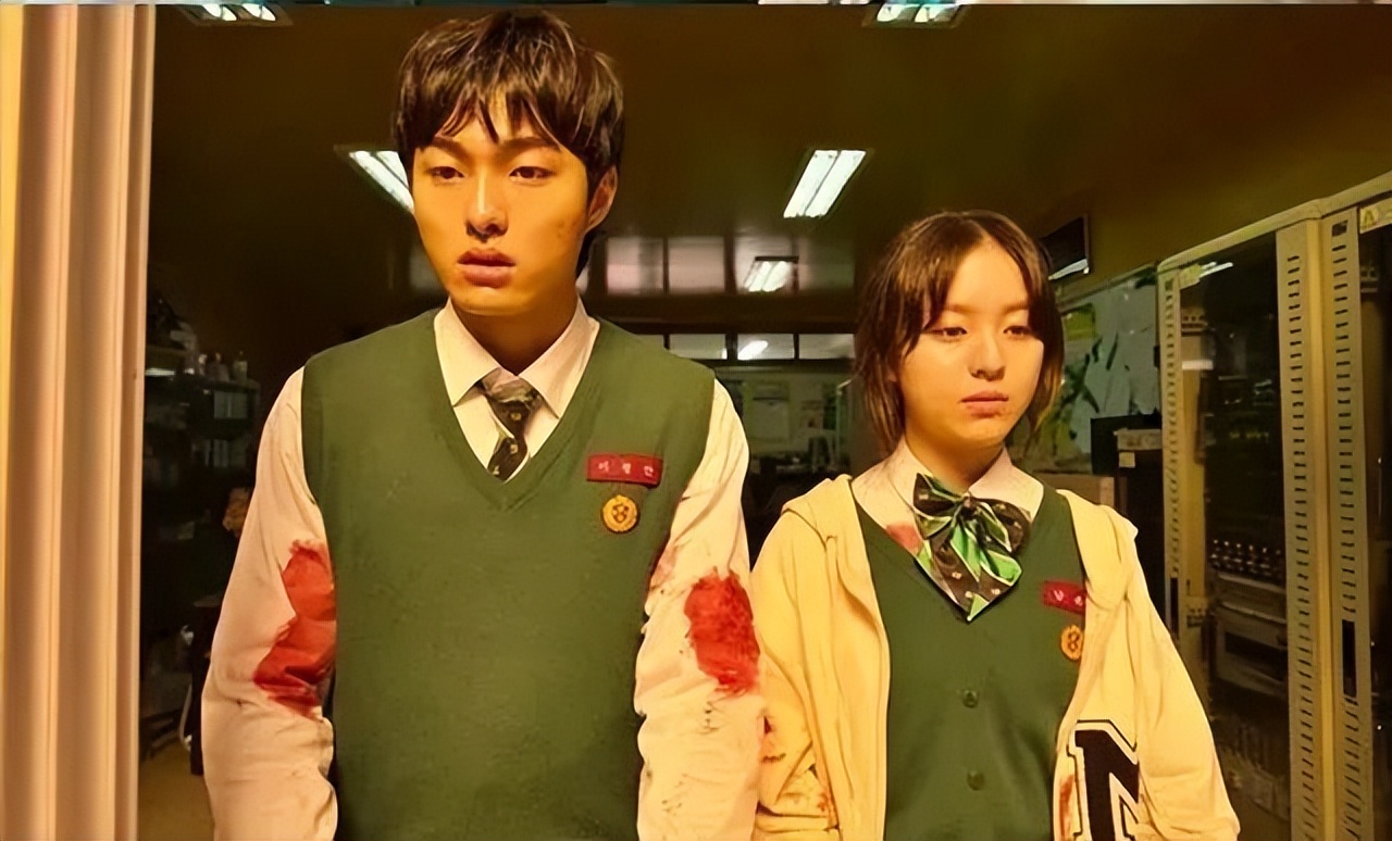 顶级配置拍女版《寄生虫》？欲望冲出屏幕，人性丑恶獠牙藏不住了