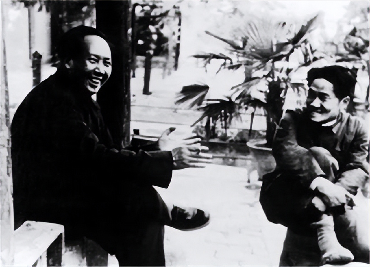 毛岸英为何一直葬在朝鲜？看了彭德怀一封信，才知主席用心良苦