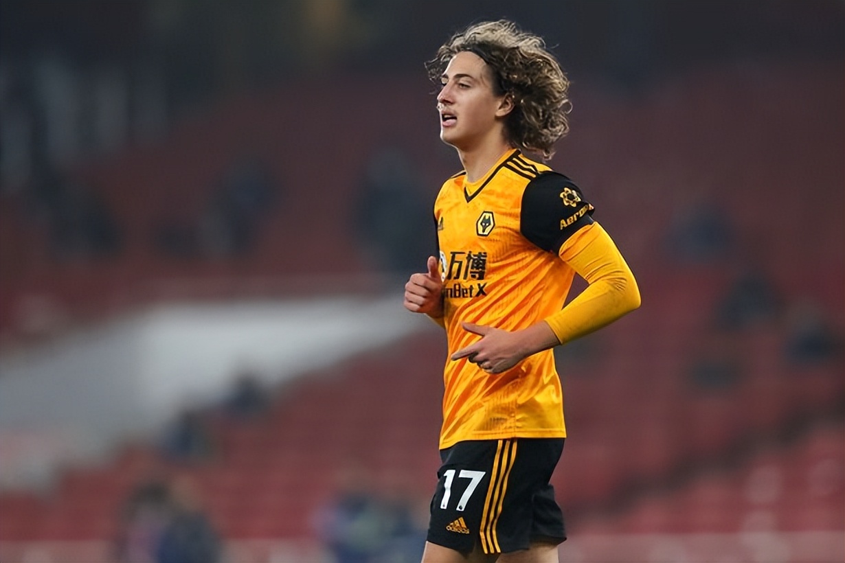 身价最高的足球运动员巅峰时期,历史上身价最高的足球运动员