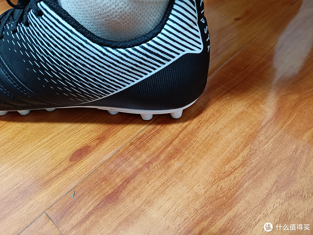 迪卡侬100多的鞋子,迪卡侬100块钱以下的足球