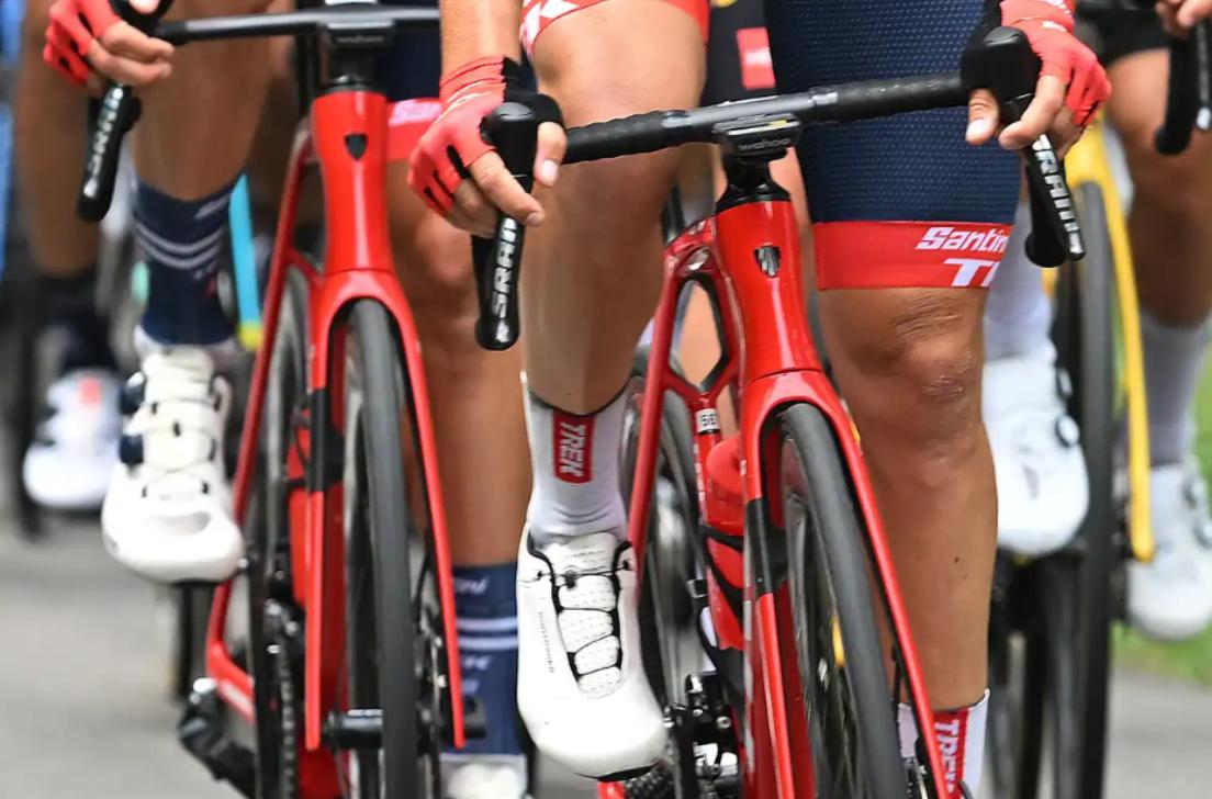 赛场新*器武**多款全新器材装备亮相环法赛场