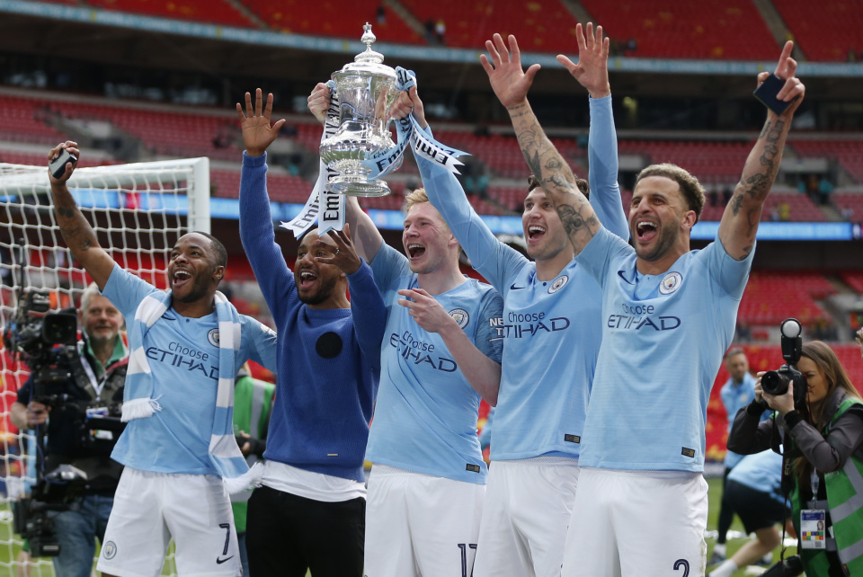 曼城首夺英超冠军视频回放,曼城称霸足总杯瓜帅激动落泪