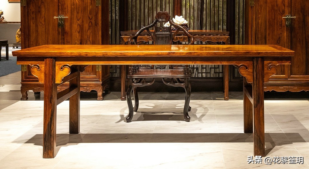 明式黄花梨书房大画案,明黄花梨夹头榫画案