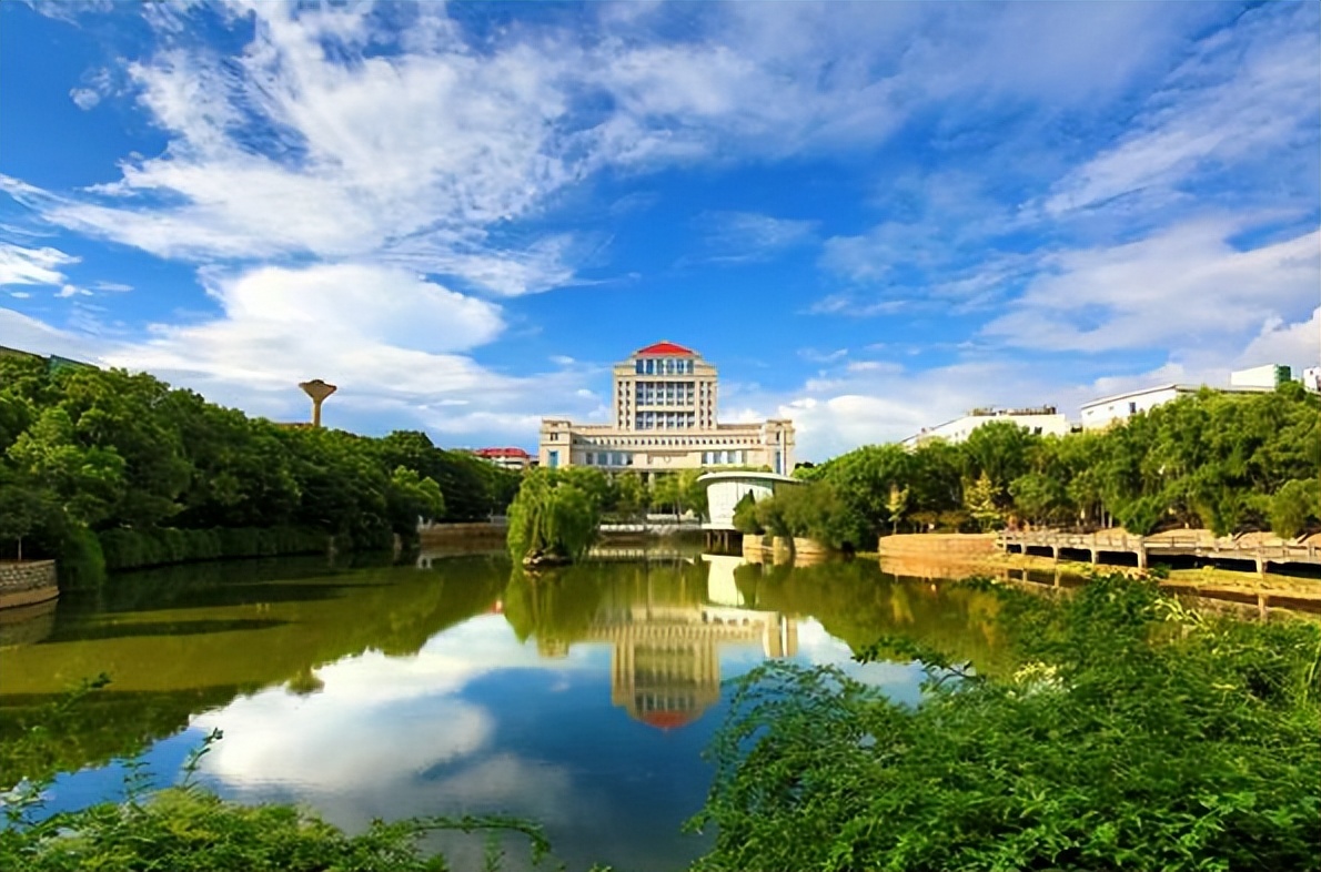 中国财经类大学排名最新公布,全国财经类大学最新排名一览表