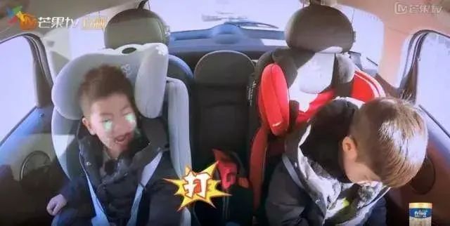 7岁女孩满脸血印竟是因为这件小事，孩子之间经常发生